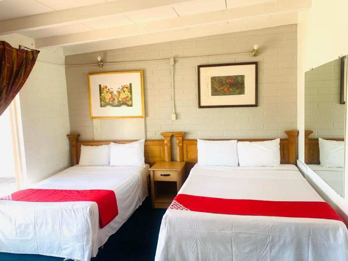 Oyo Oasis Motel Las Vegas I-15 Экстерьер фото