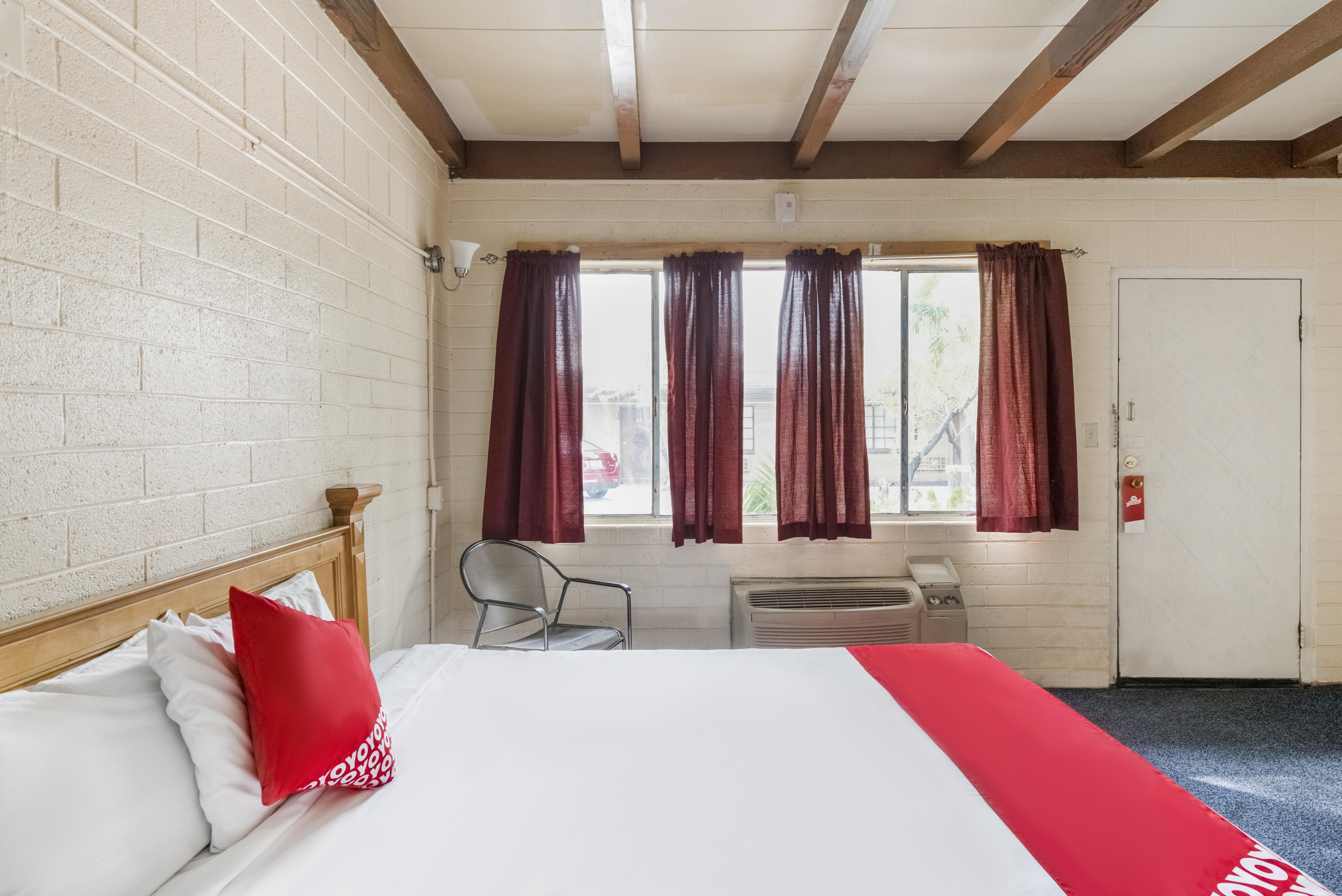 Oyo Oasis Motel Las Vegas I-15 Экстерьер фото