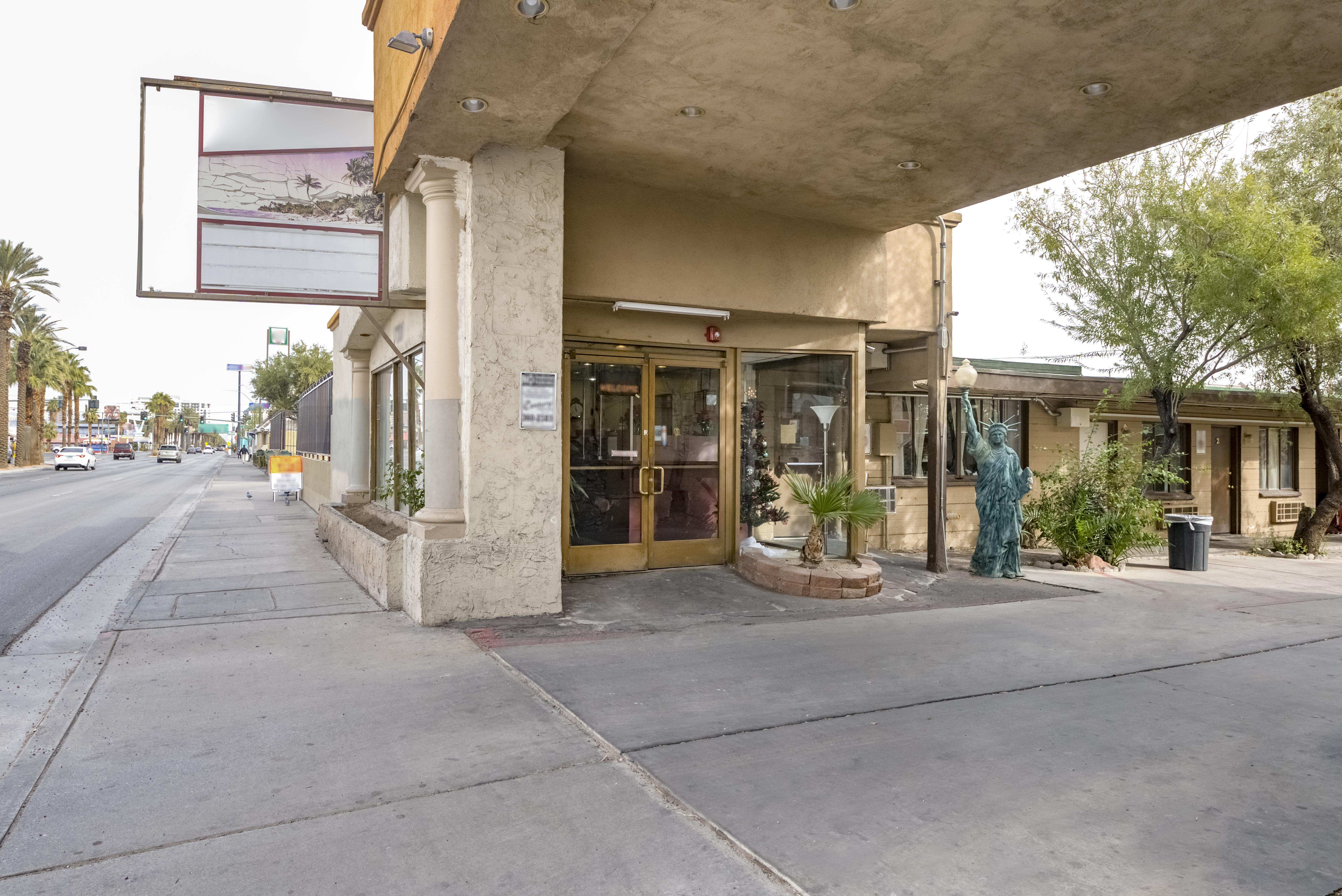 Oyo Oasis Motel Las Vegas I-15 Экстерьер фото