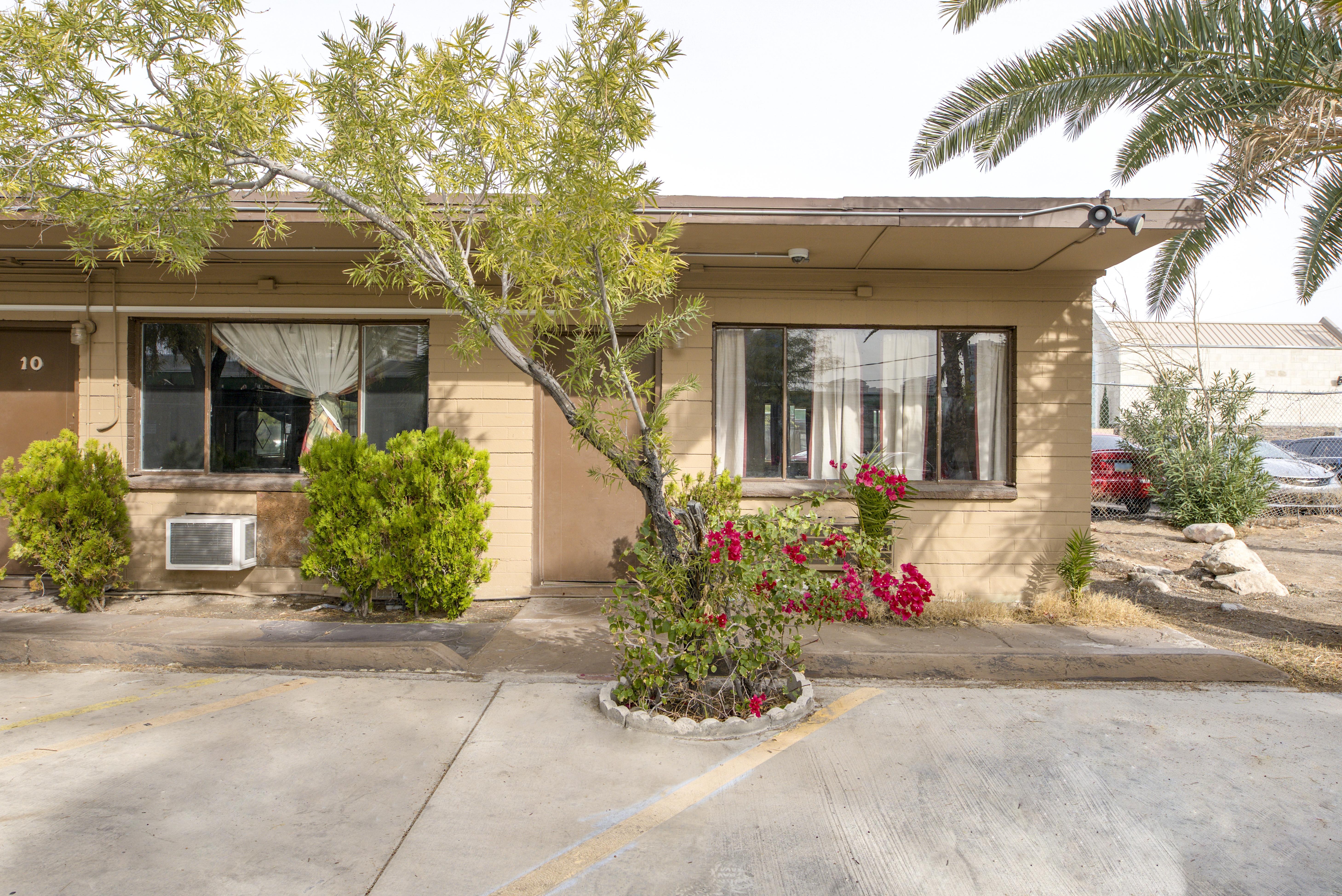 Oyo Oasis Motel Las Vegas I-15 Экстерьер фото
